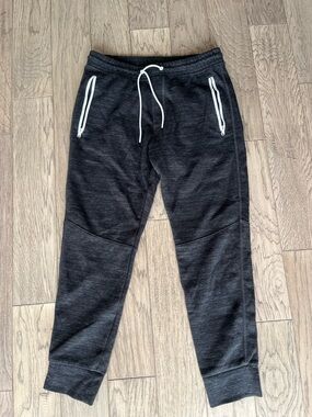 American Eagle Outfitters Charcoal Gray Jogger Sweatpants with White Drawstrings